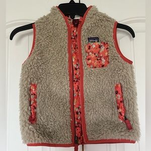 Patagonia fleece vest retro flower 🌸 girls size 5T